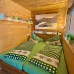 Damuelser Holzhus Apartman *