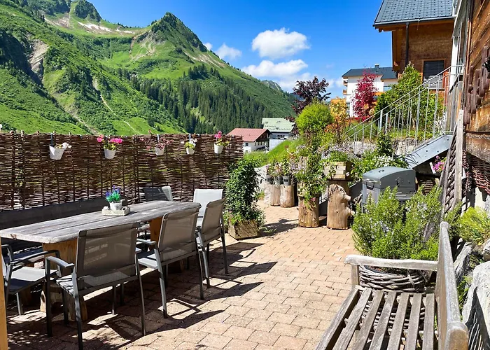 Damuelser Holzhus Apartment Damuels